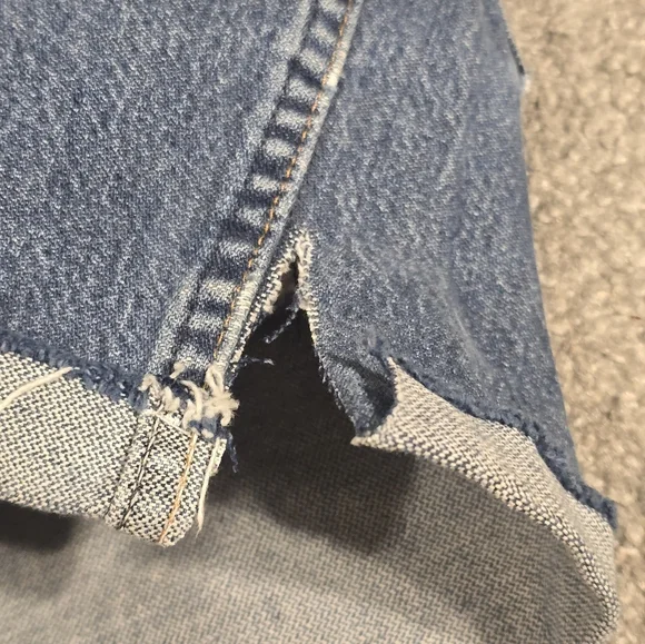 Wrangler Distressed Cuffed Cut Off Jean Shorts Western Cowgirl Barn Farmhouse - Picture 5 of 12